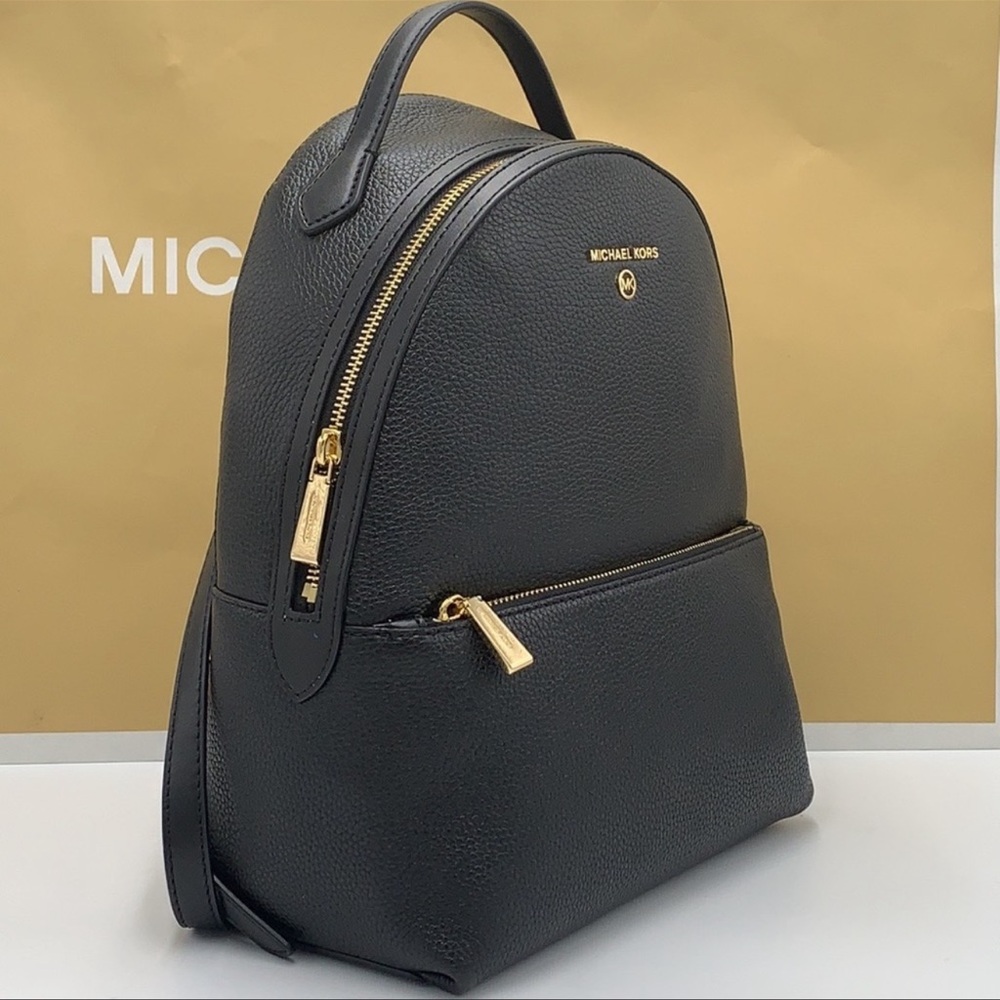 Michael Kors Womens Valerie Medium Logo Backpack 30F2G9VB2B
Black
NWT - Picture 13 of 16